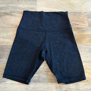 Lululemon Align High Rise Short 8”, Size 4, Black